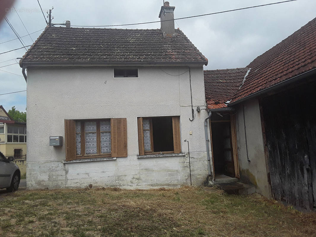 Maison à SAINT-LEGER-DU-BOIS