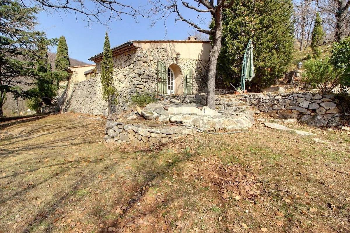 Maison à LE BAR-SUR-LOUP