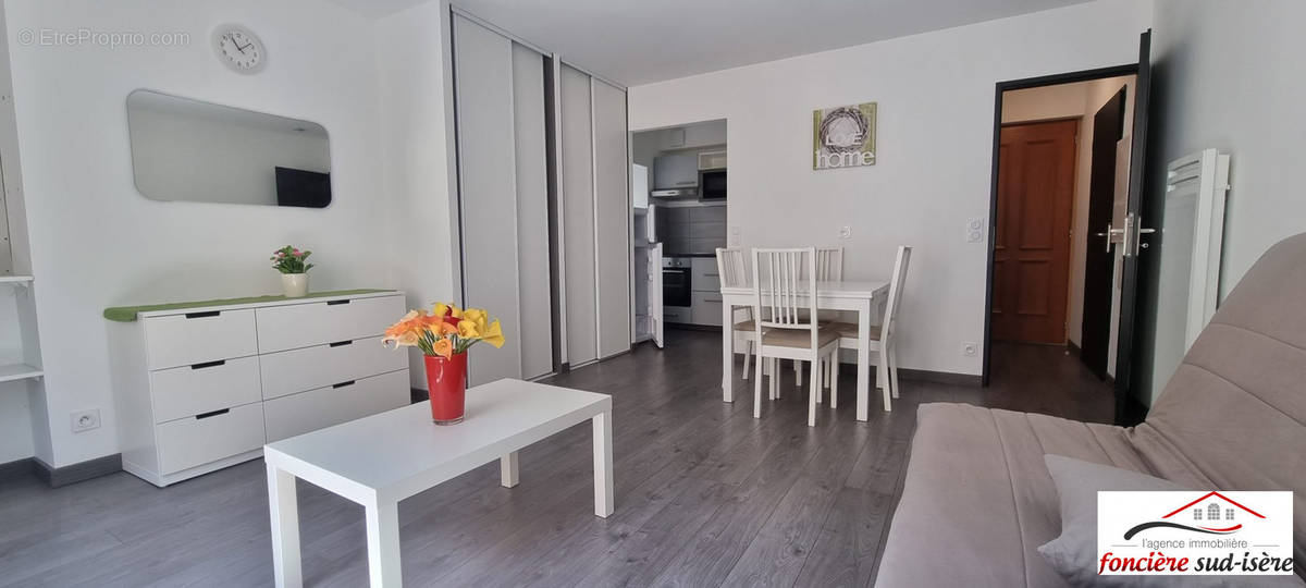 Appartement à VIZILLE