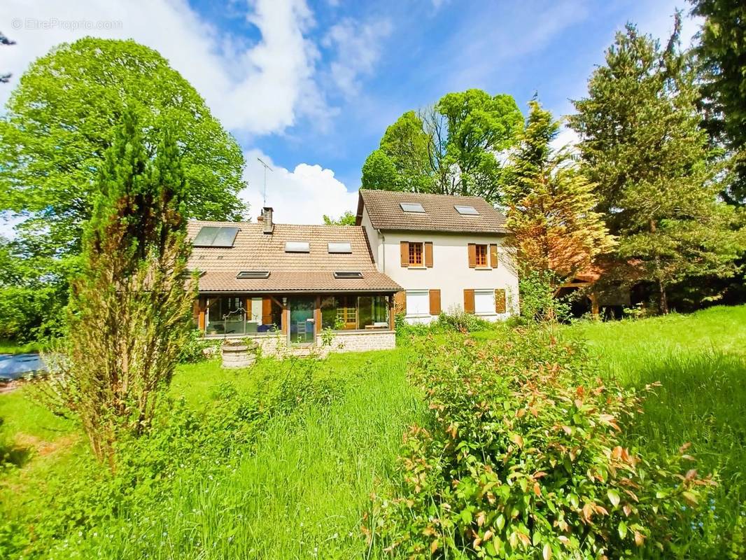 Maison à GUERET