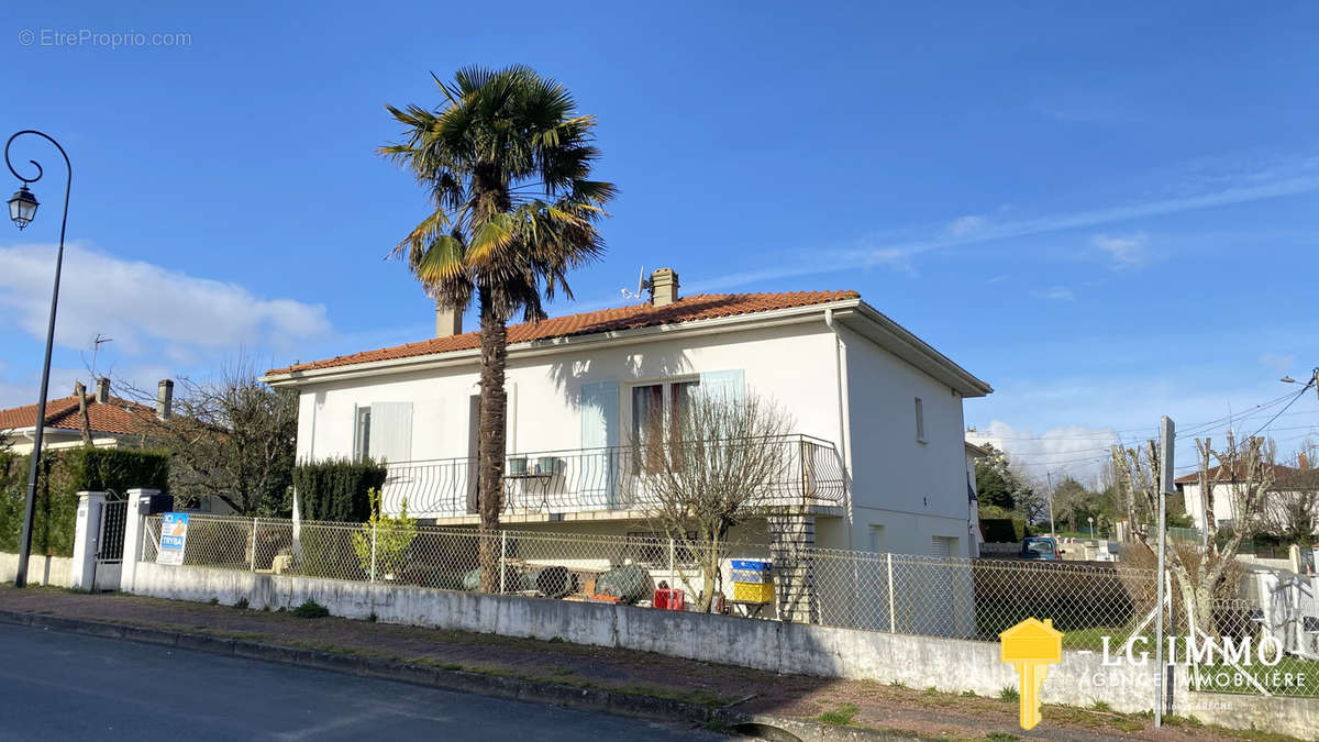 Maison à PONS