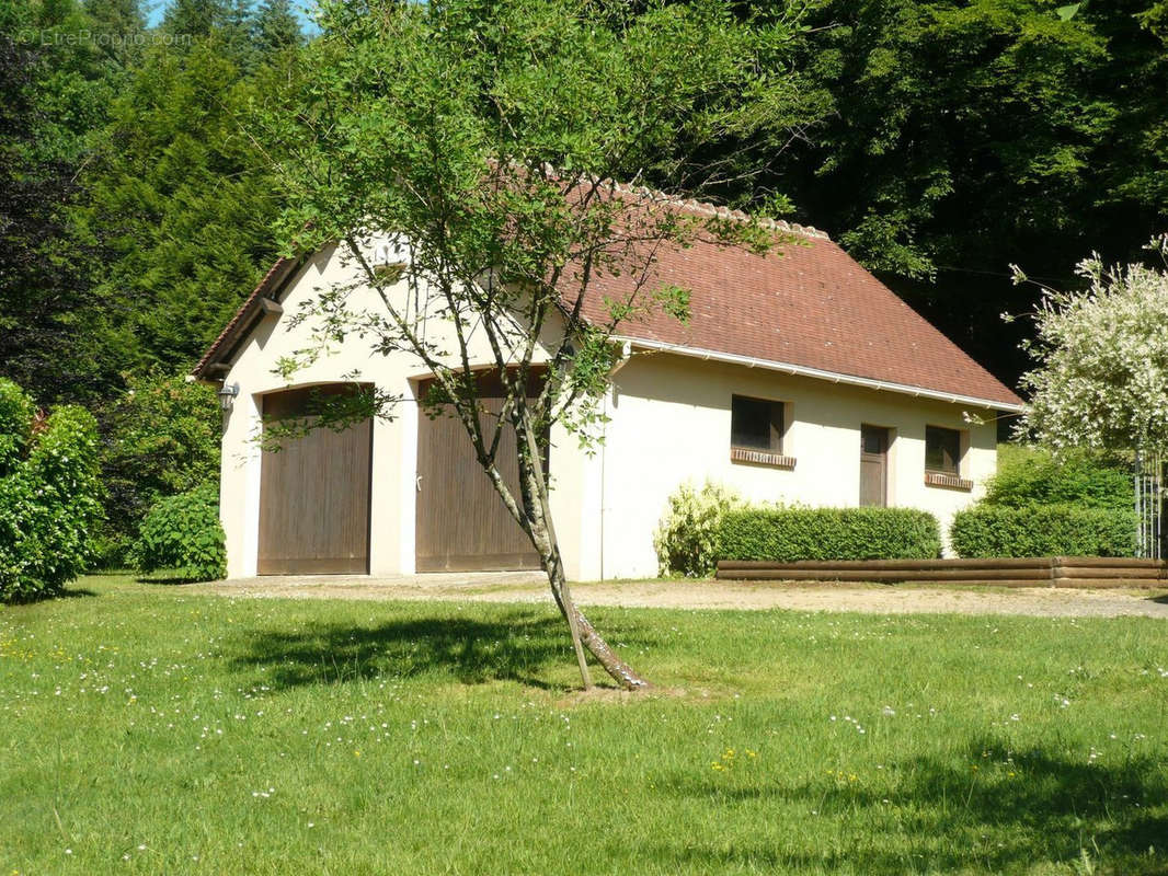 Maison à REMALARD