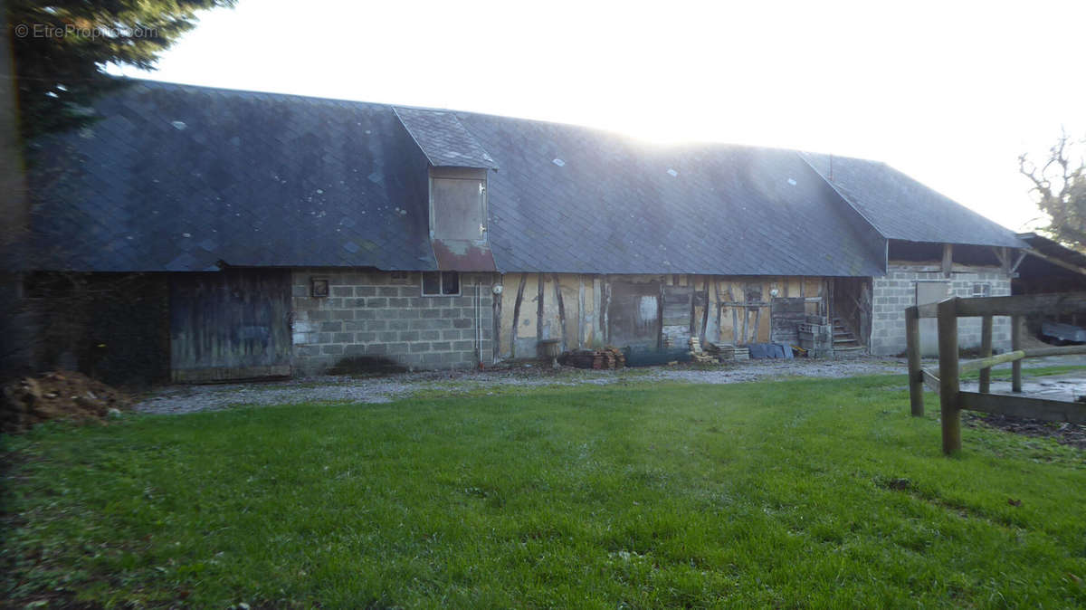 Maison à PONT-L&#039;EVEQUE