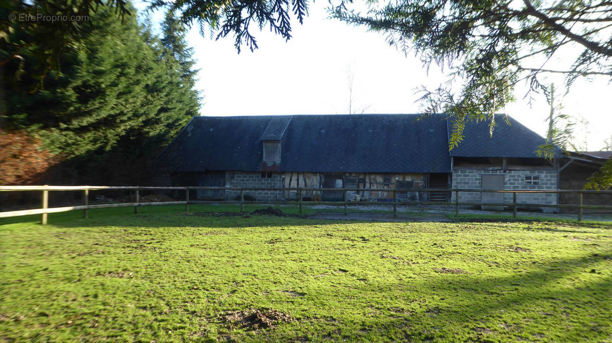 Maison à PONT-L&#039;EVEQUE