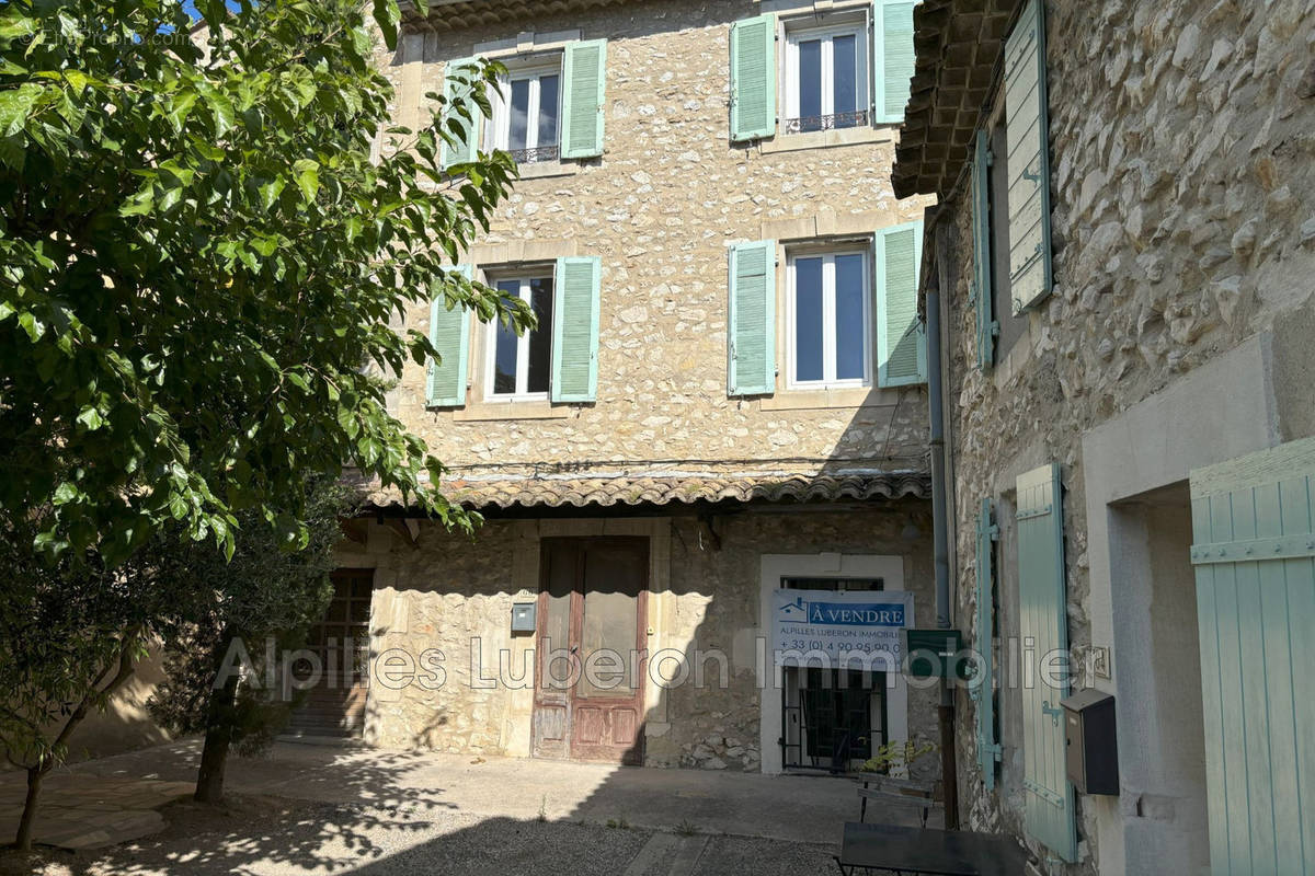 Maison à EYGALIERES