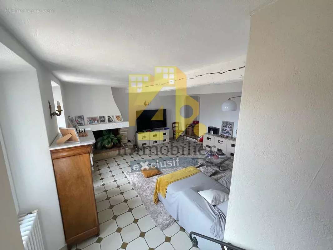 Appartement à FAYENCE