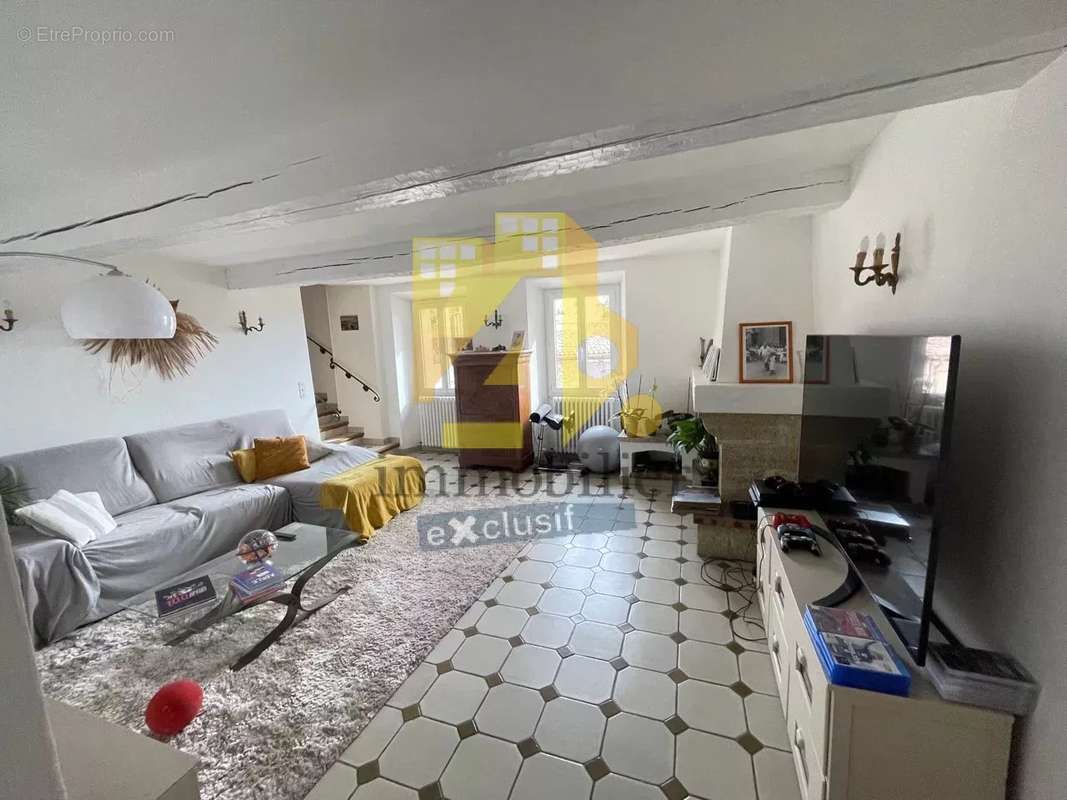 Appartement à FAYENCE