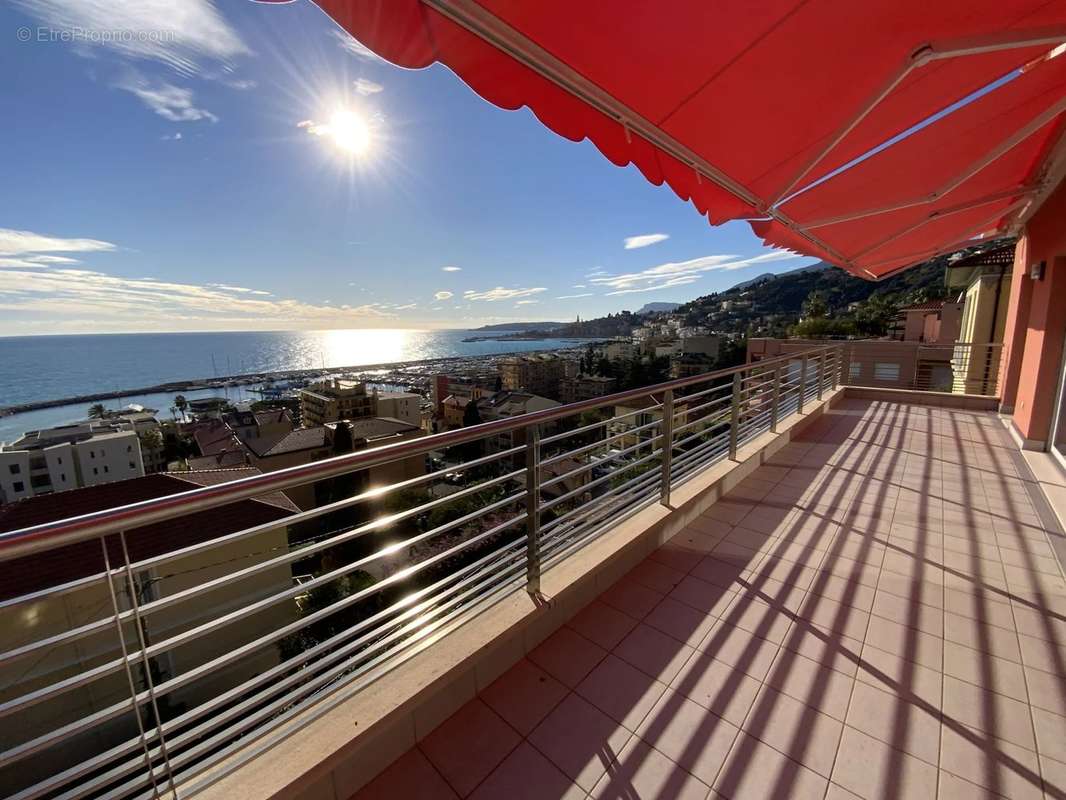 Appartement à MENTON