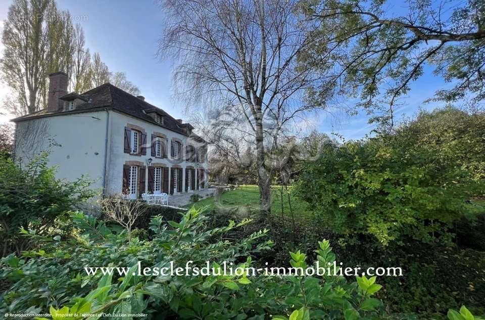 Maison à VALLERY