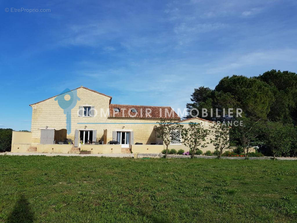 Appartement à BOULBON