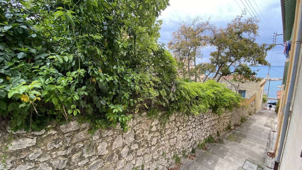 Appartement à MENTON