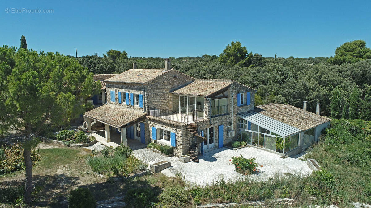 Maison à GRIGNAN