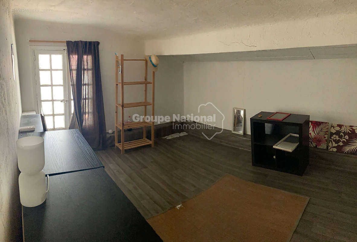 Appartement à VILLENEUVE-LES-AVIGNON