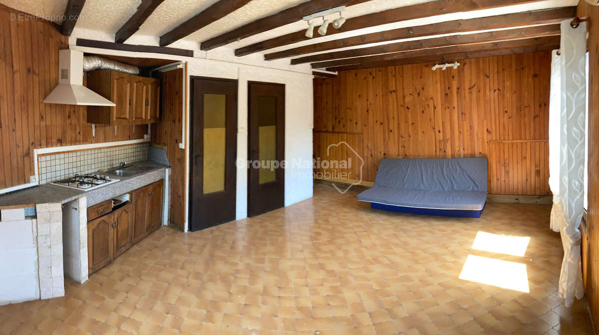 Appartement à VILLENEUVE-LES-AVIGNON