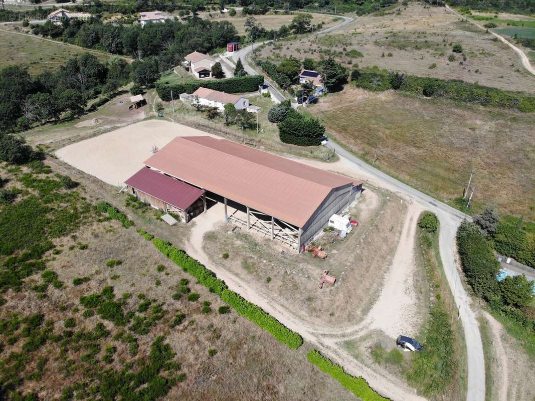 Maison à SAINT-ROMAIN-DE-LERPS