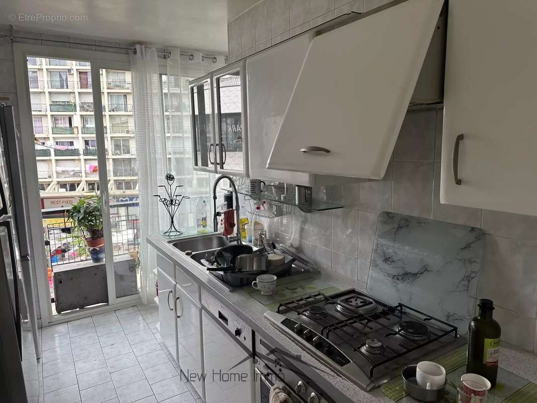 Appartement à MARSEILLE-1E