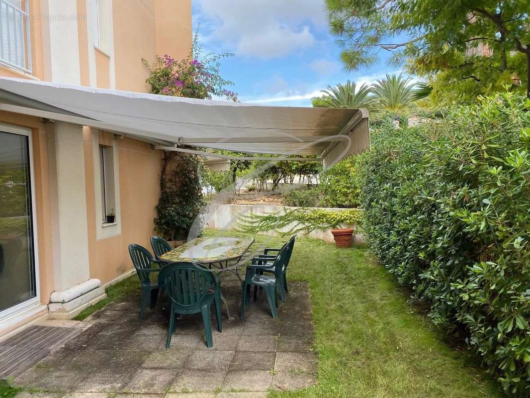 Appartement à ROQUEBRUNE-CAP-MARTIN