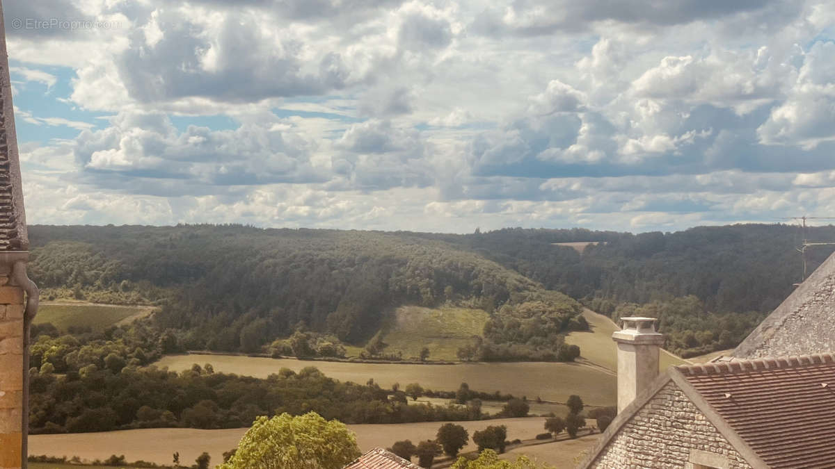 Maison à VEZELAY