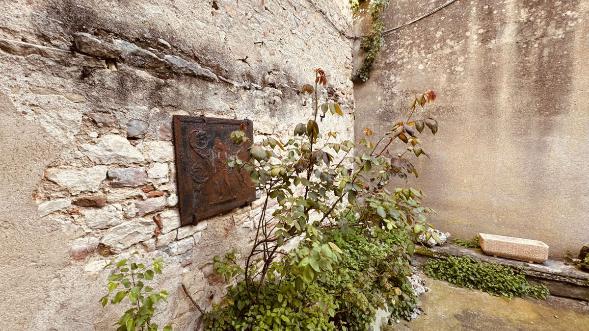 Maison à VEZELAY