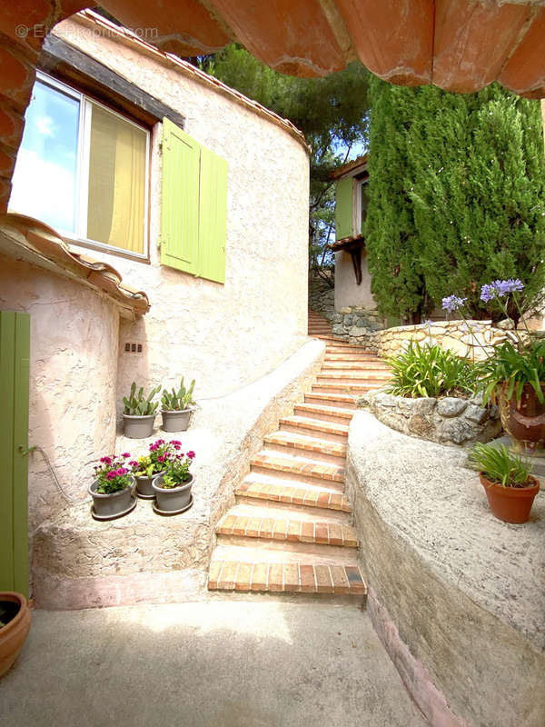 Maison à BEAUMES-DE-VENISE