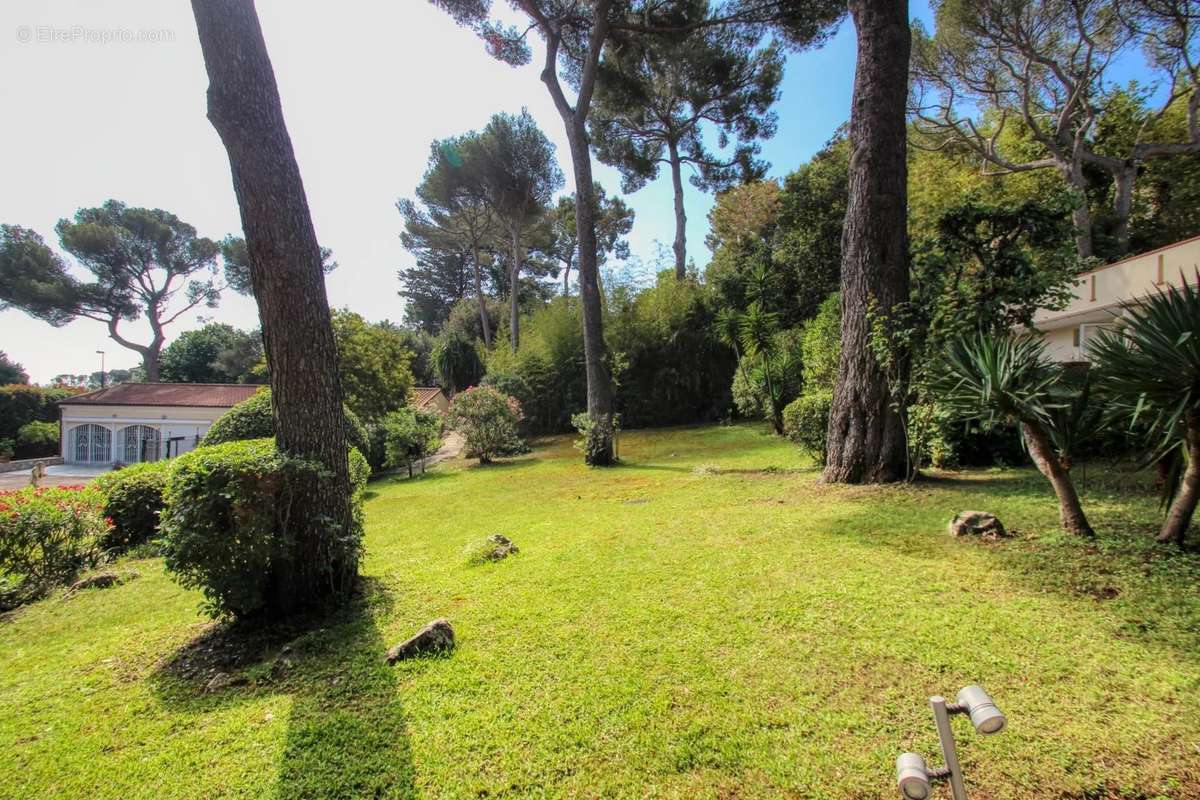 Maison à SAINT-JEAN-CAP-FERRAT