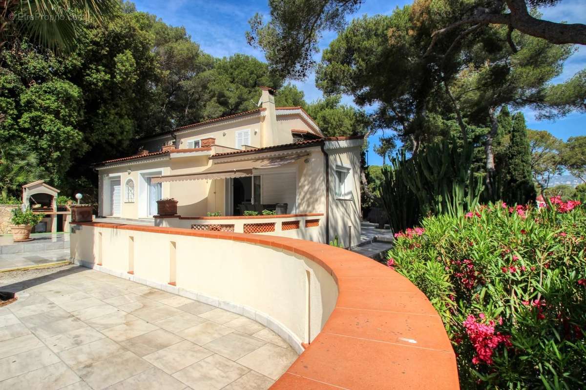 Maison à SAINT-JEAN-CAP-FERRAT