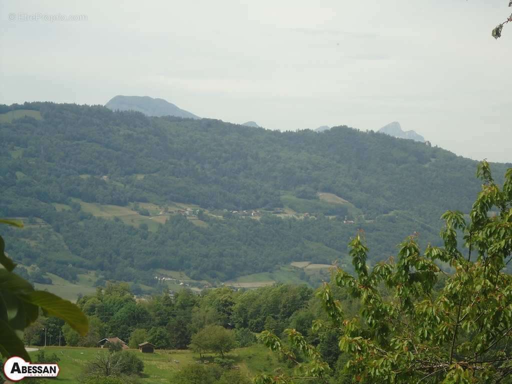 Terrain à ARVILLARD