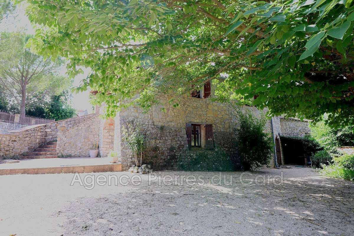 Maison à UZES