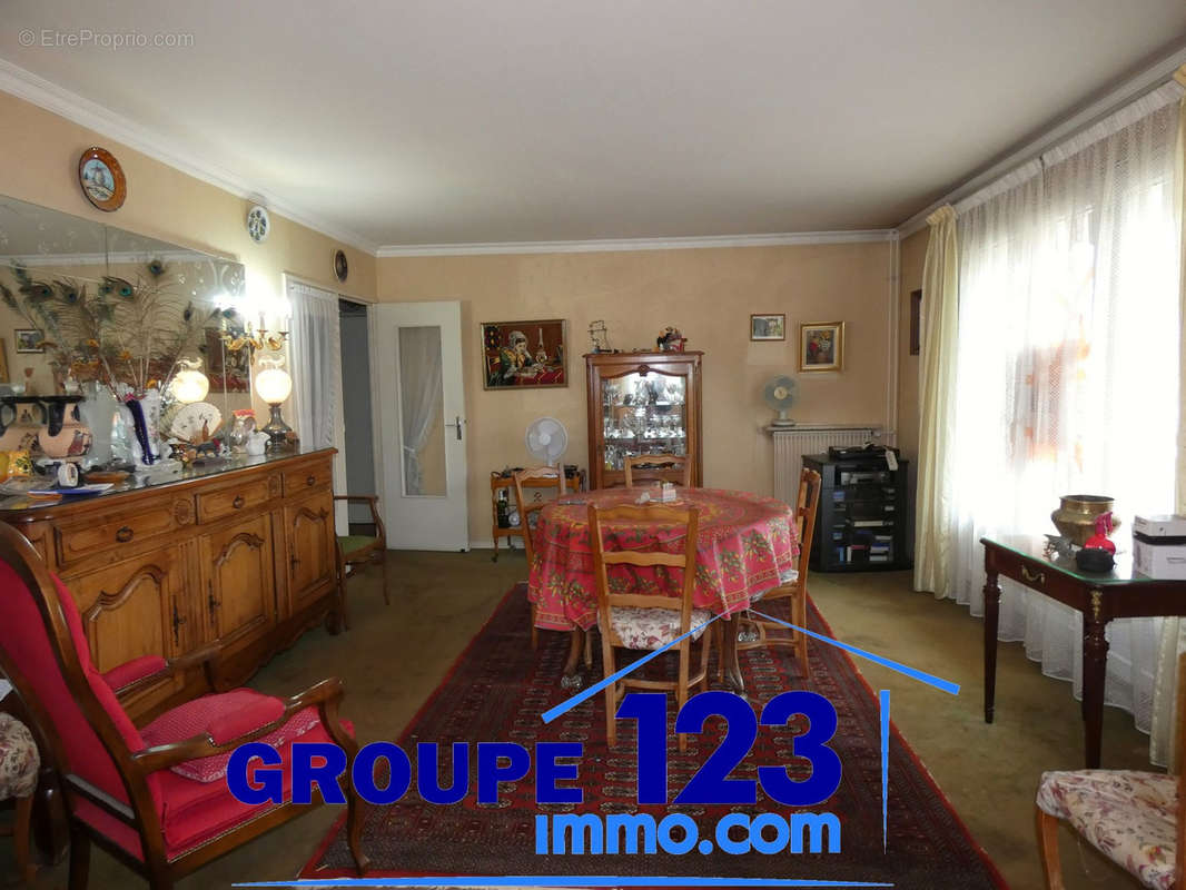 Appartement à MIGENNES