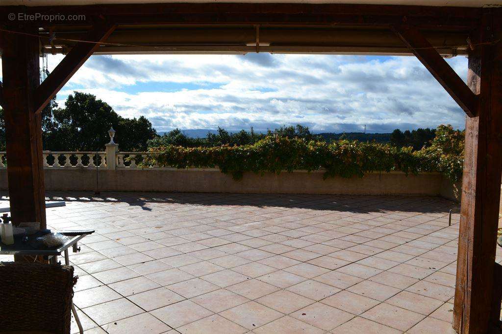 depuis la terrasse vue sur Les Corbières - Maison à CARCASSONNE