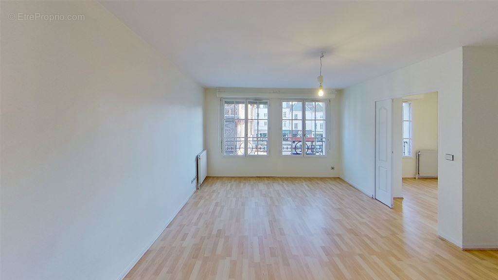 Appartement à COMPIEGNE