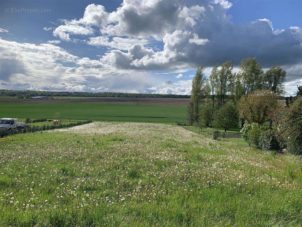 Terrain à SOUILLY