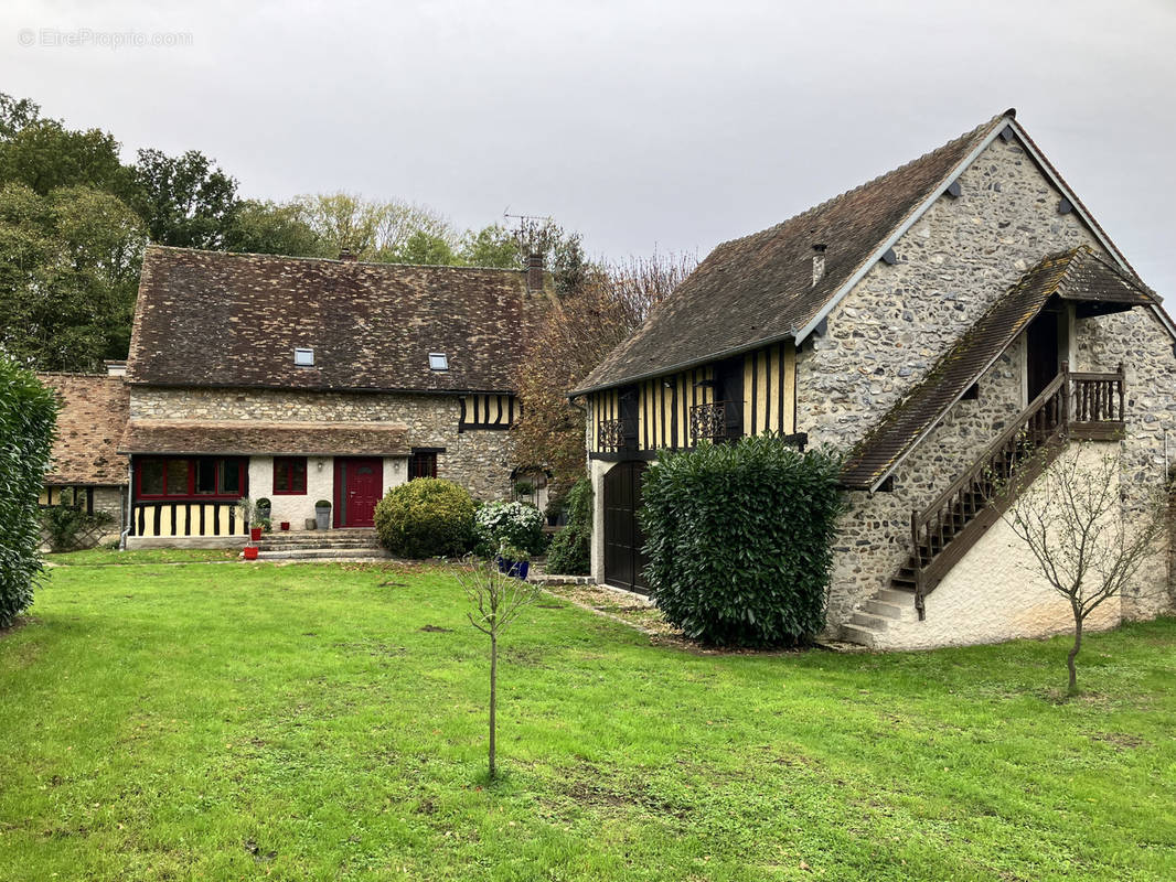 Maison à PACY-SUR-EURE