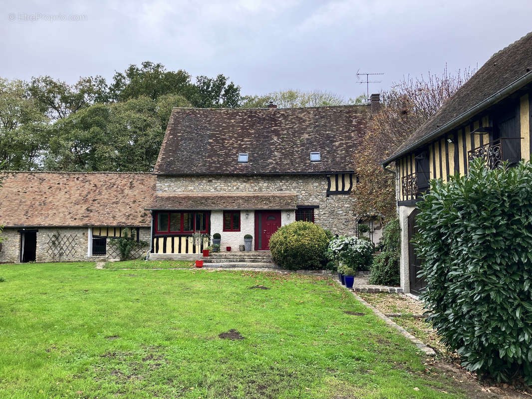 Maison à PACY-SUR-EURE