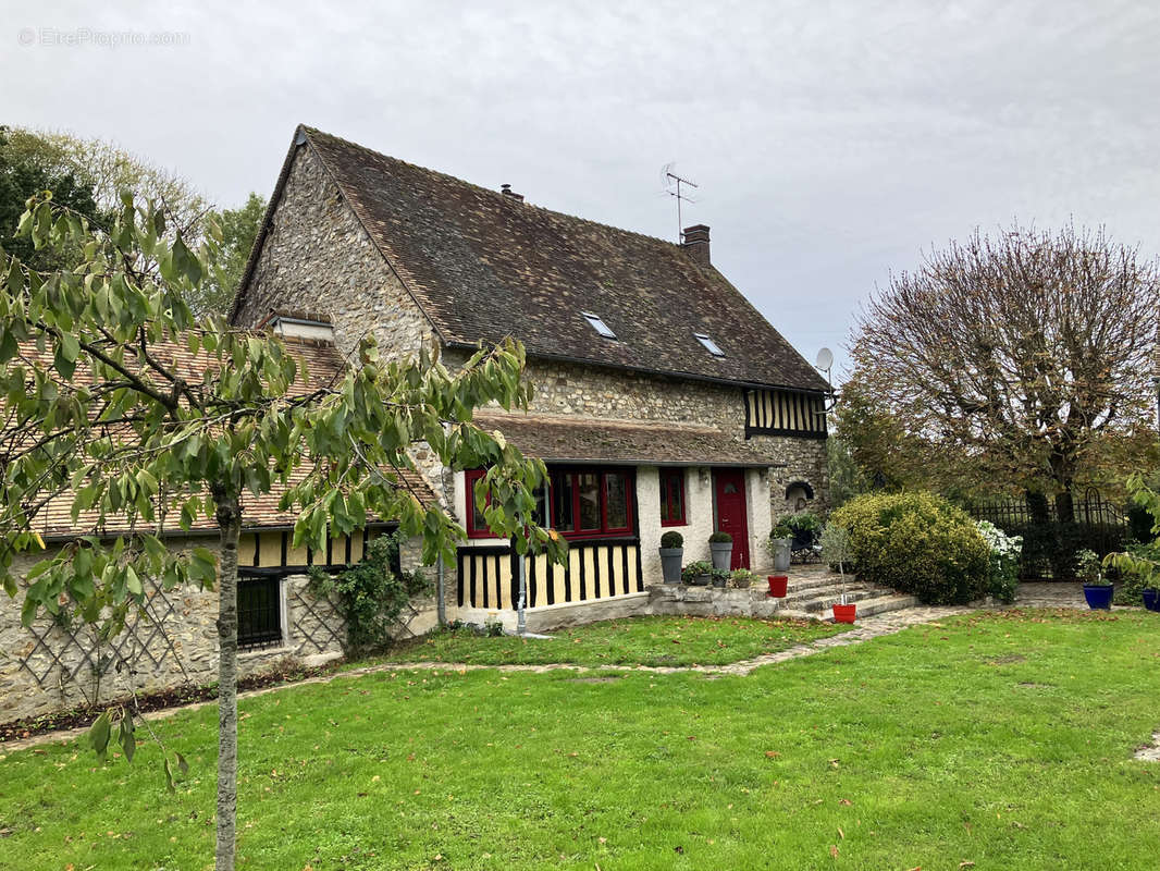 Maison à PACY-SUR-EURE