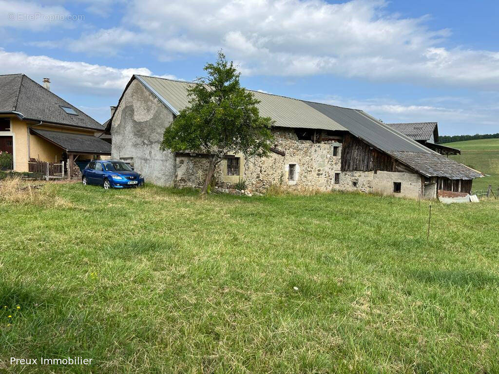 Maison à ALBY-SUR-CHERAN