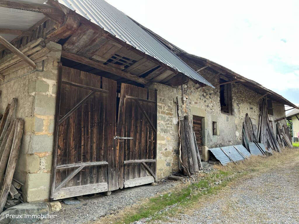 Maison à ALBY-SUR-CHERAN