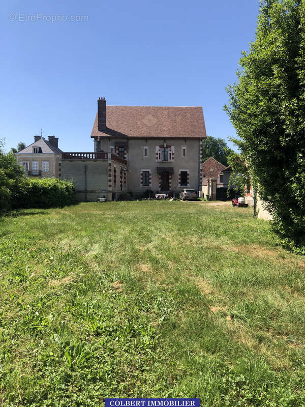 Maison à AUXERRE