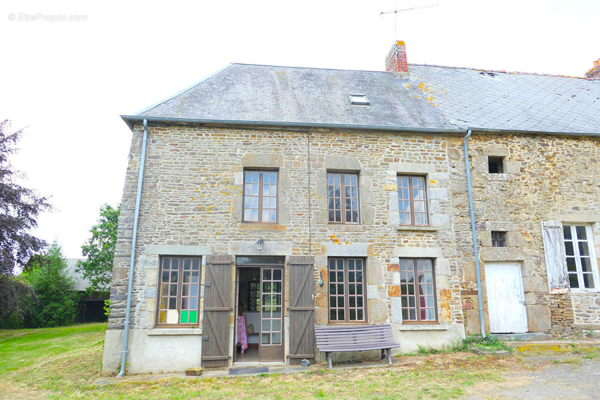 Maison à MANTILLY