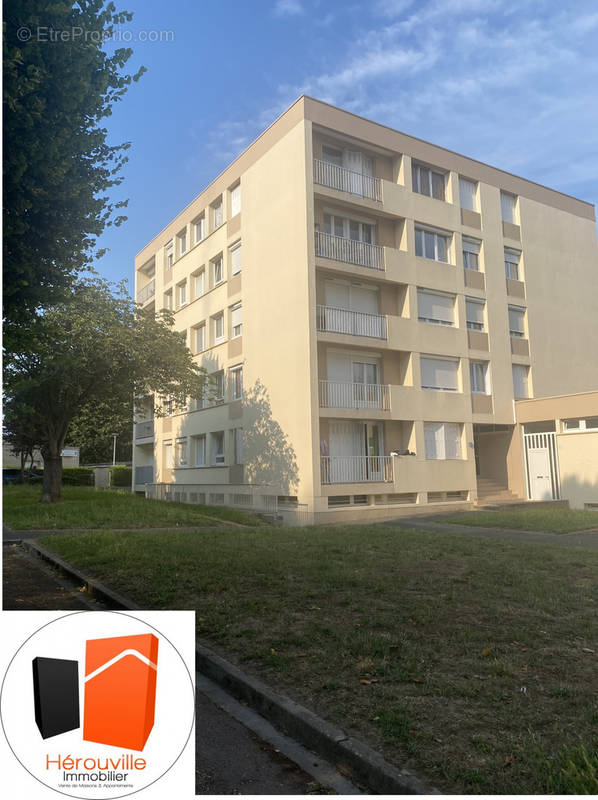 Appartement à HEROUVILLE-SAINT-CLAIR