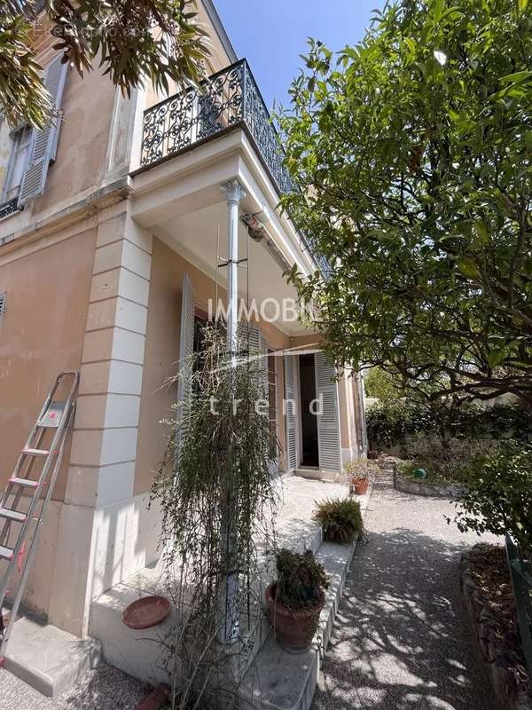 Maison à MENTON