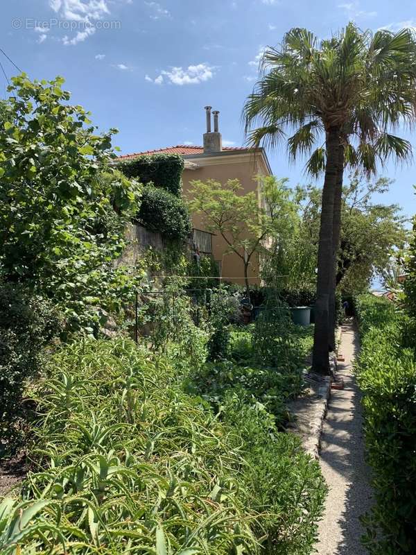 Maison à MENTON