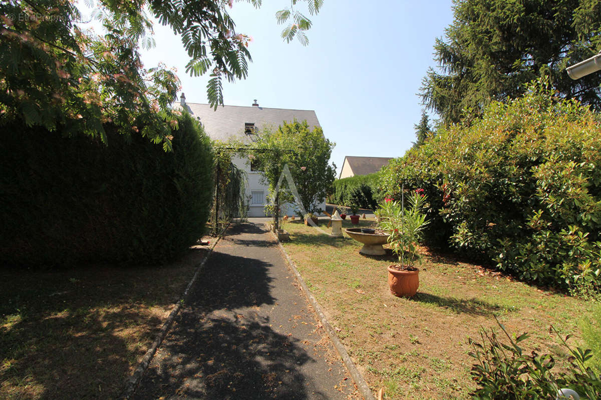 Maison à SAINT-GEORGES-SUR-CHER