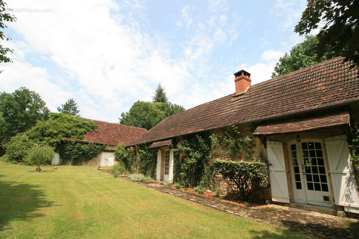 Maison à LES EYZIES-DE-TAYAC-SIREUIL