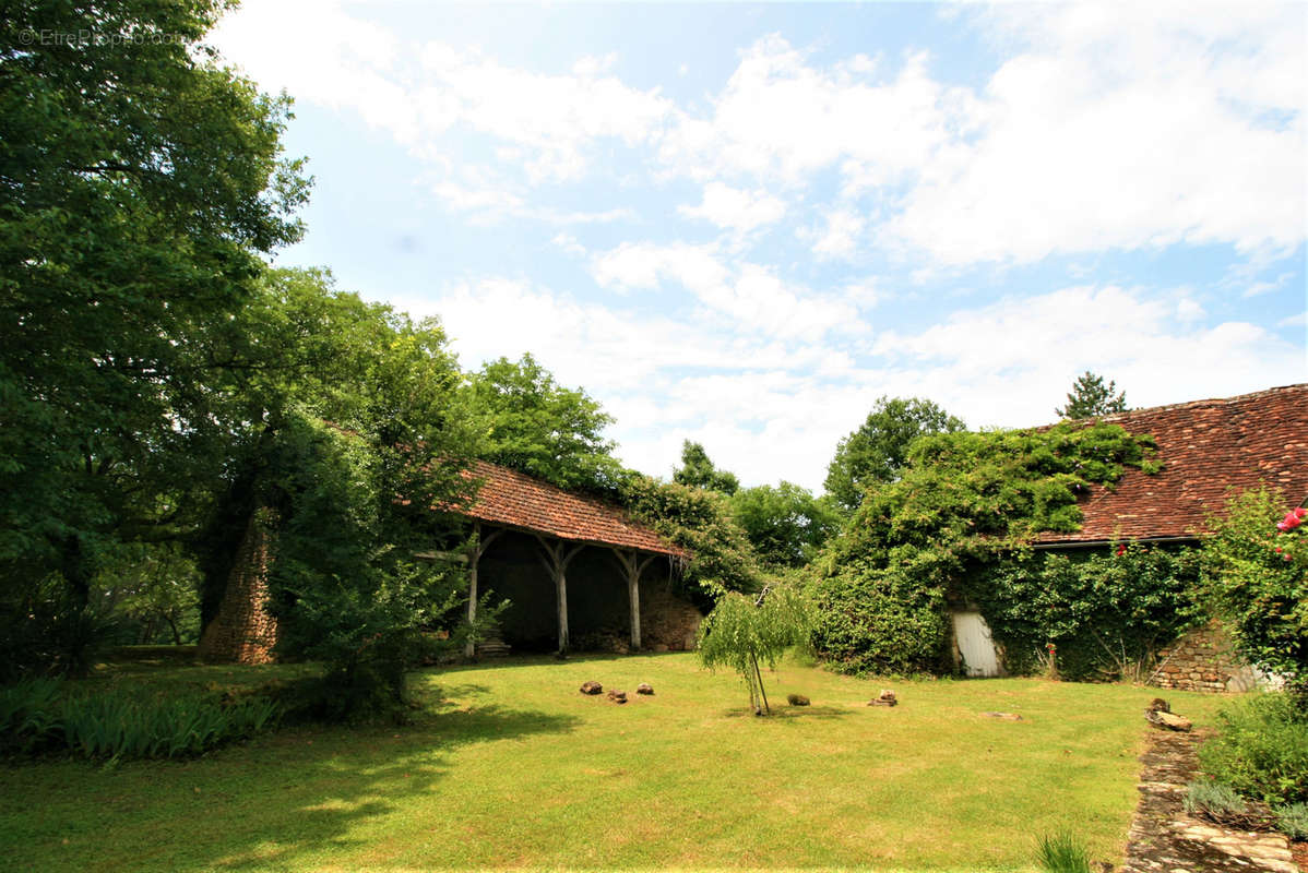 Maison à LES EYZIES-DE-TAYAC-SIREUIL