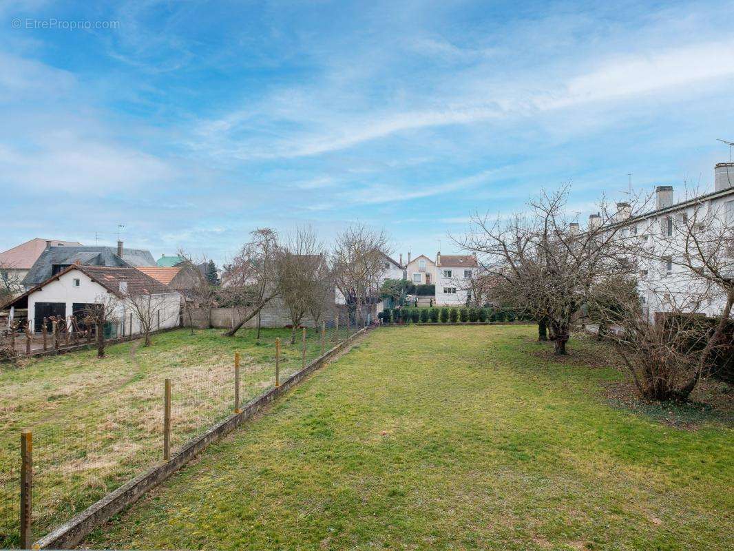 Appartement à BELLERIVE-SUR-ALLIER