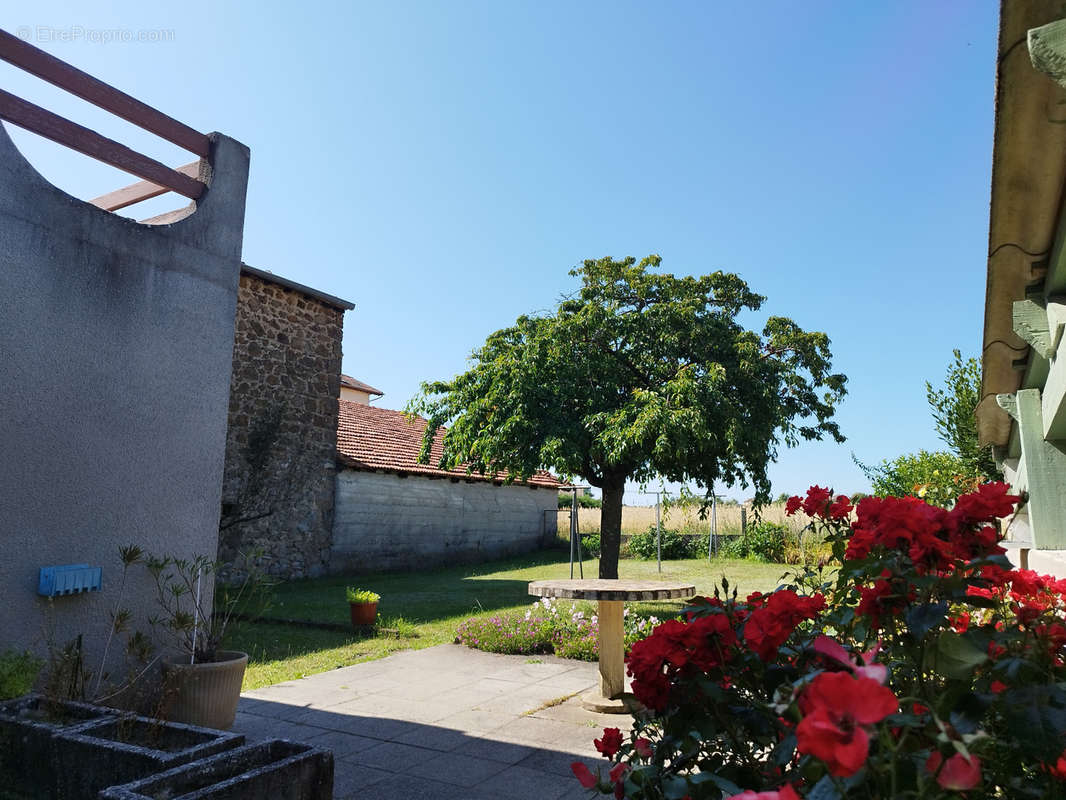 Maison à VERNOSC-LES-ANNONAY