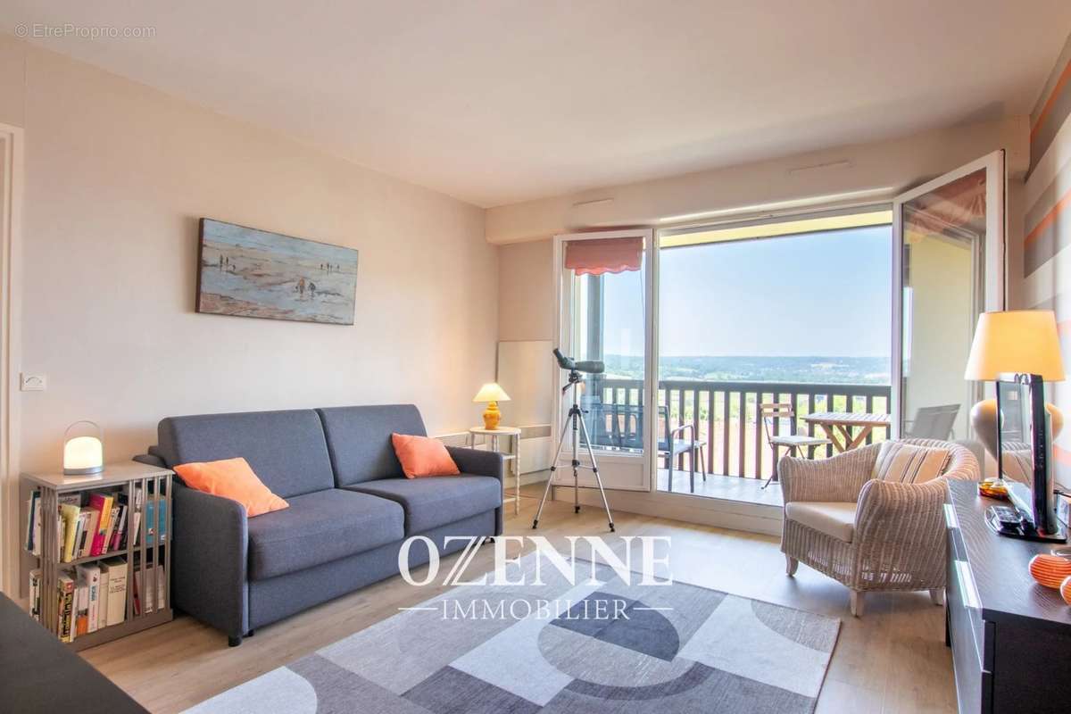 Appartement à BLONVILLE-SUR-MER