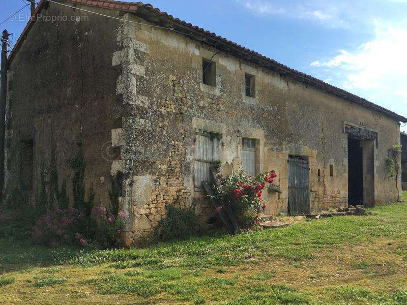 Maison à SAUZE-VAUSSAIS