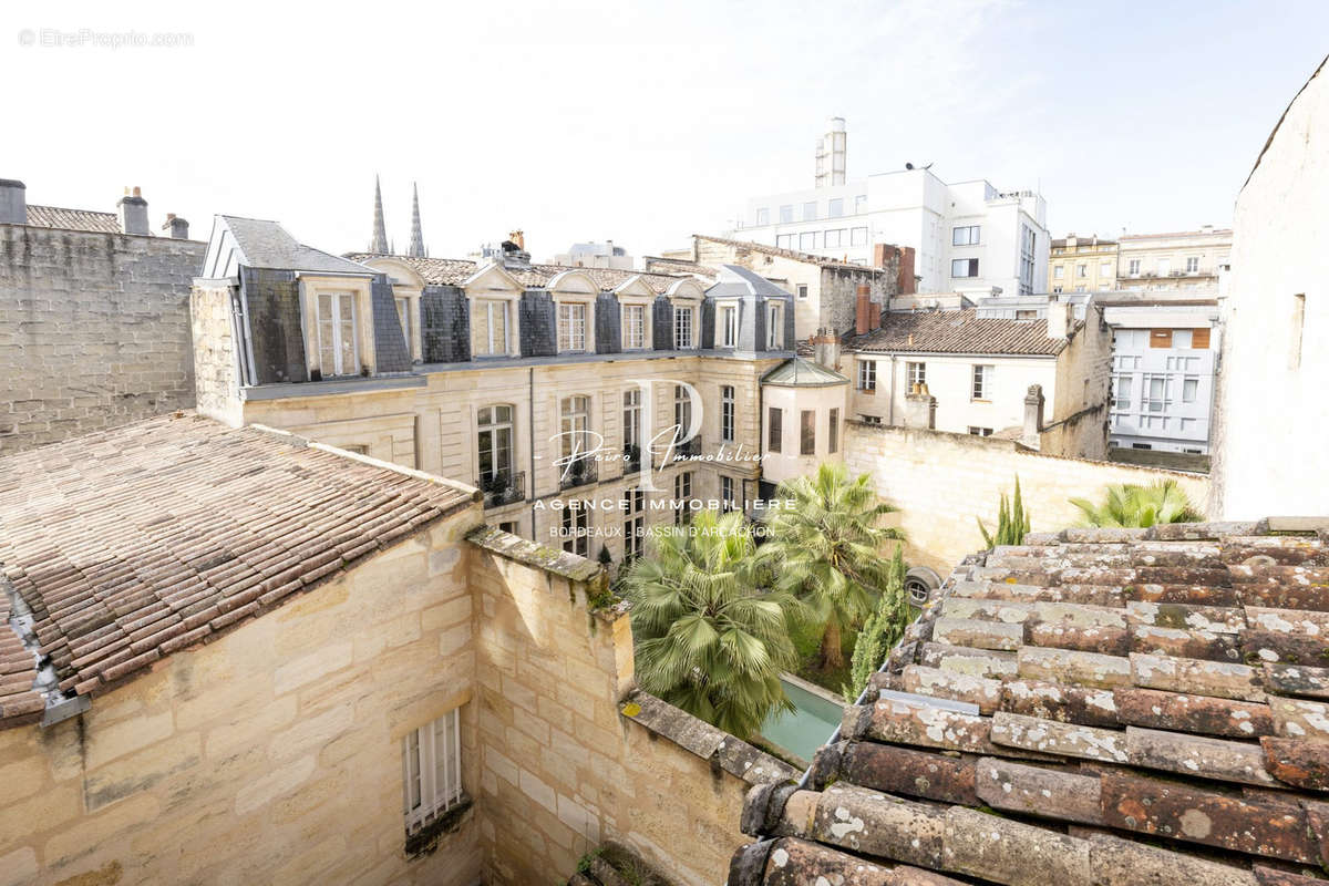 Appartement à BORDEAUX